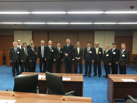 川嶋貴樹情報副本部副本部長を表敬訪問 川嶋貴樹情報副本部副本部長を表敬訪問